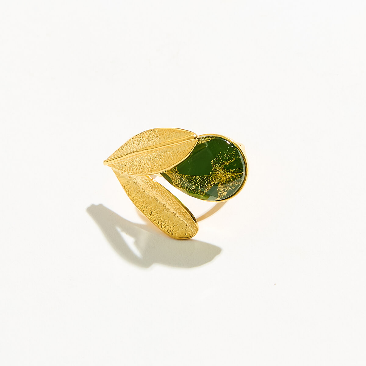 5646D Green